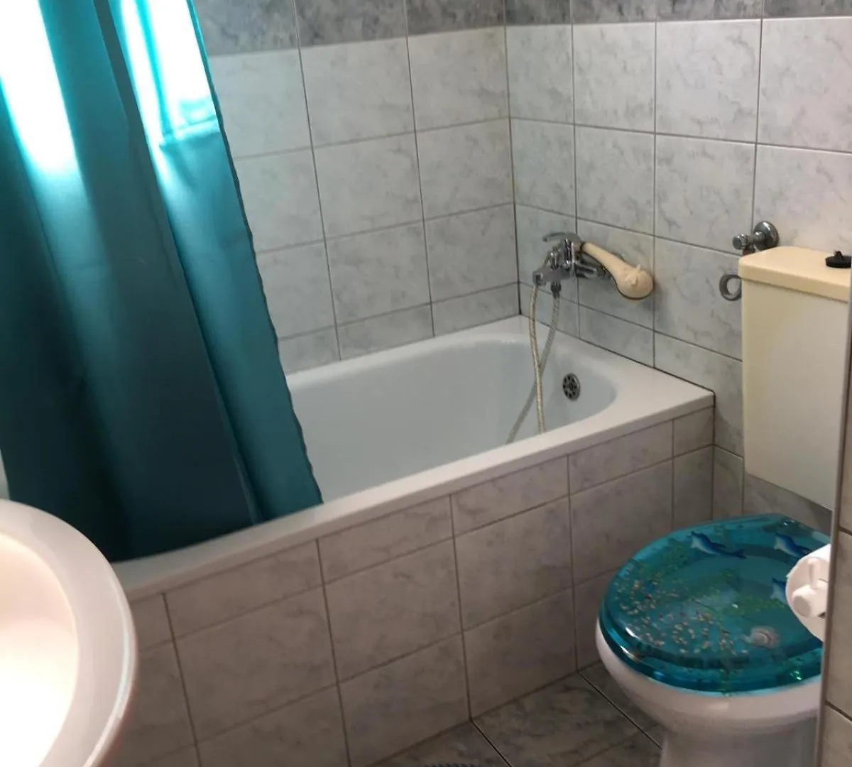 Apartments Biserka Пунат