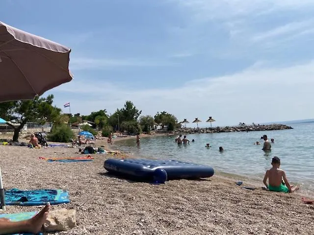 Apartments Biserka Punat