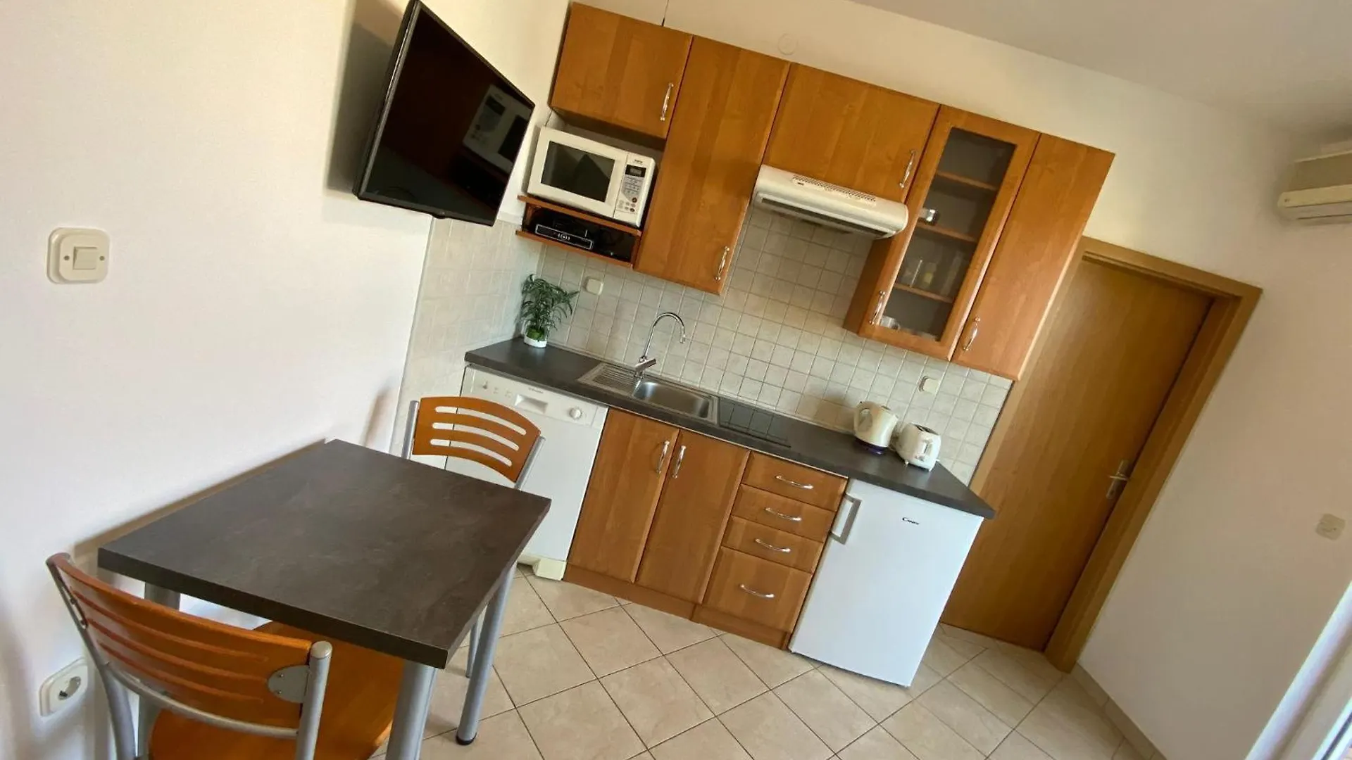 Apartments Biserka Punat